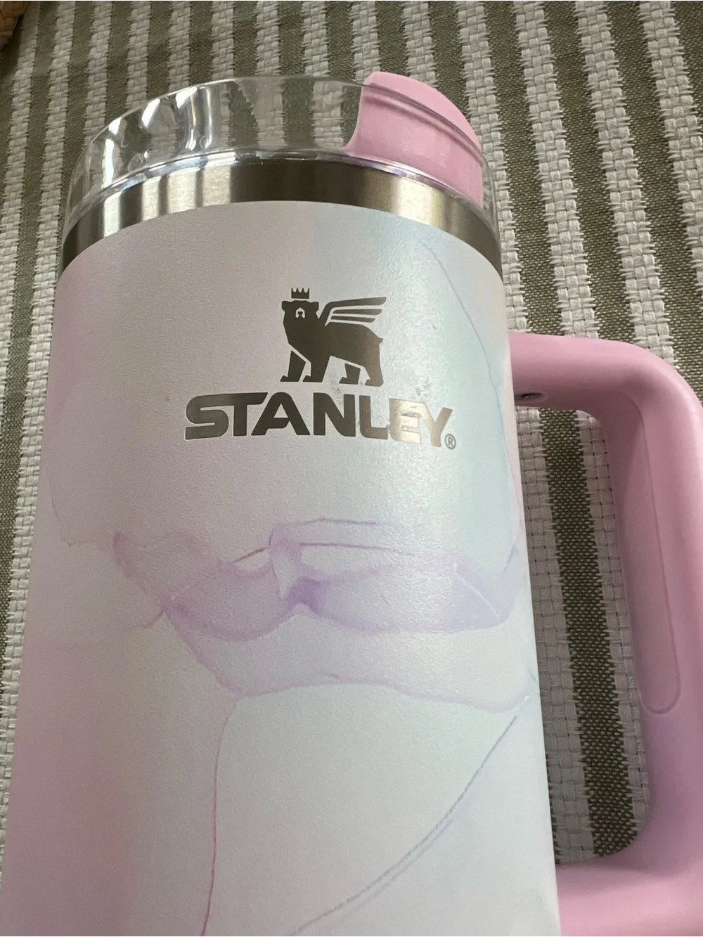 Stanley Pink Marble Travel Tumbler with Handle - Picture 2 of 4